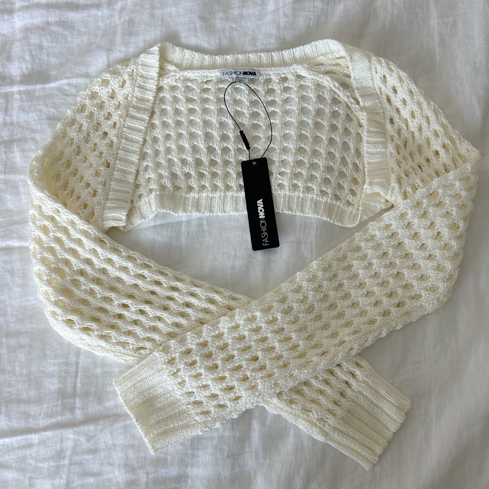 Fashion Nova Cream Cropped Sweater